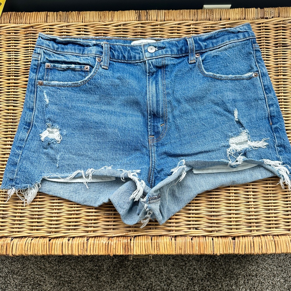 Abercrombie & Fitch Ripped Blue Jean Mom Shorts
